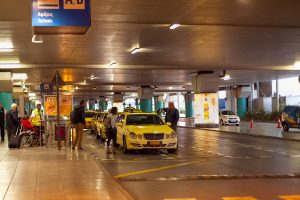 Athens airport taxis