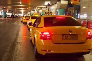 Athens airport taxis