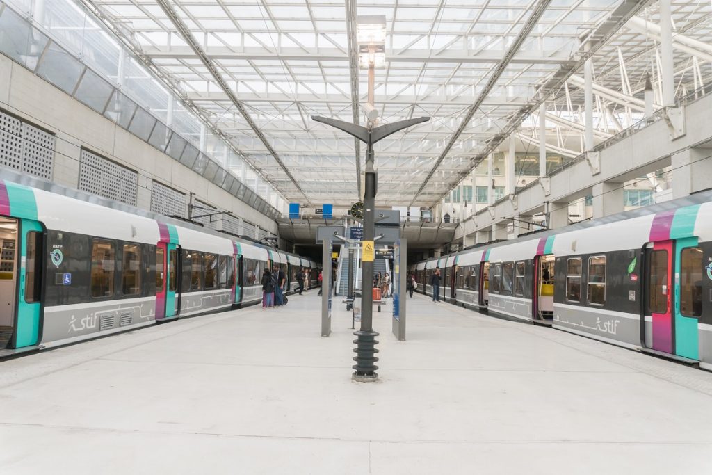 CDG airport RER A & B trains