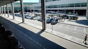 Barcelona Airport taxis to Tarragona Barcelona Airport taxis lined up