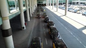Barcelona Airport taxis to Sitges Barcelona Airport taxis lined up at El Prat Airport