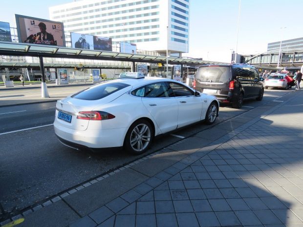 Amsterdam airport taxi Amsterdam airport white taxi