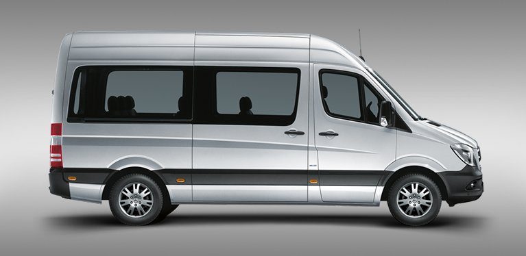 Barcleona airport minibus Transfer from barcleona airport with minibus