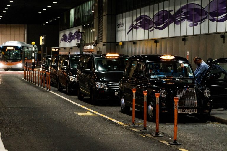 Flughafen Heathrow Hyde Park Transport www.welcomepickups.com