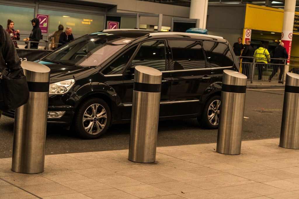 Gatwick airport taxi