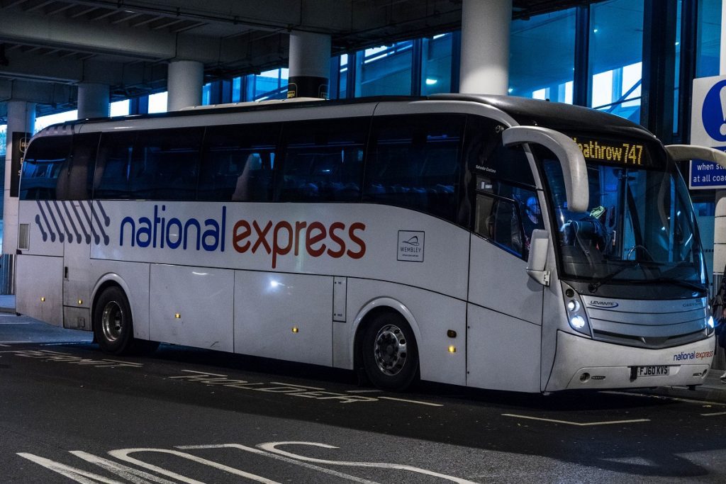 Gatwick airport National Express bus