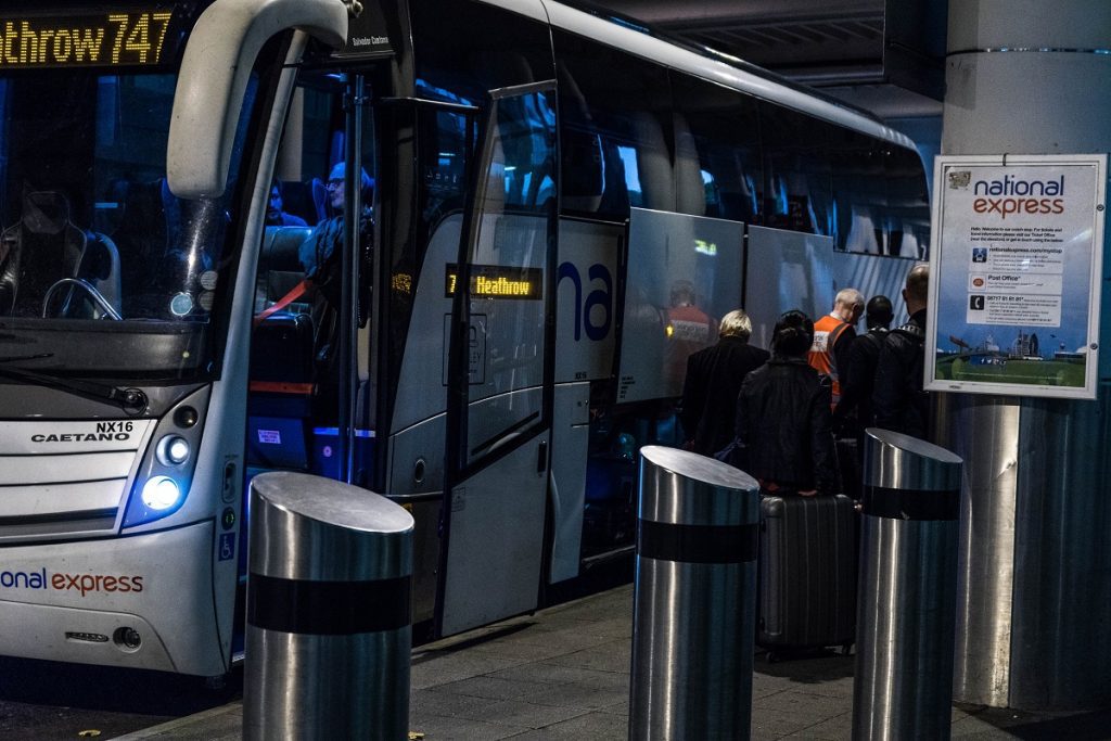 Gatwick airport National Express bus