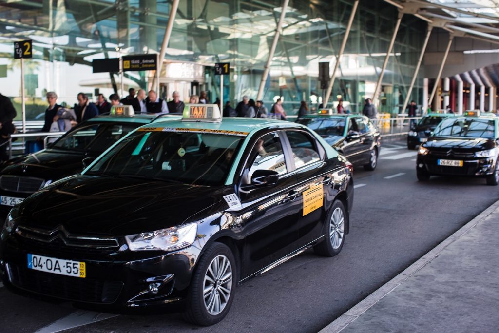 Lisbon airport black taxis lined up