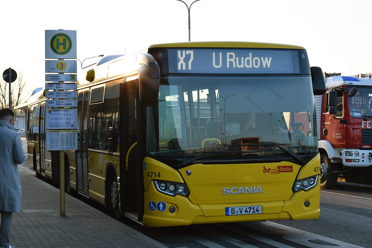 X7 Bus waiting on the airport's platform