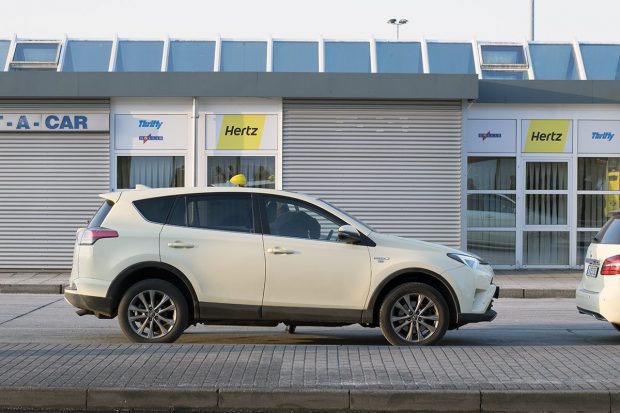 Berlin Schonefeld airport taxi Berlin Schonefeld airport taxi