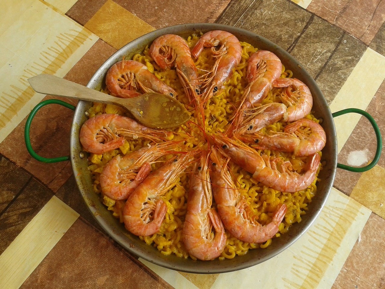 where to eat paella in valencia spain