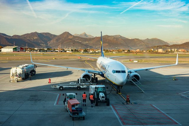 bergamo airport airplane