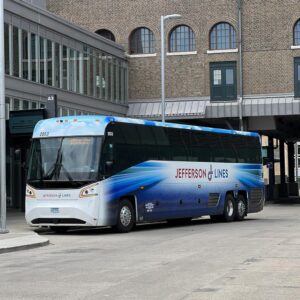 Jefferson Lines bus from Sioux Falls to Vermillion