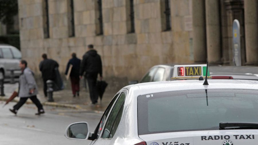 Santiago de Compostela taxi