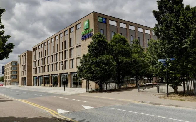 Holiday Inn Express at London City Airport