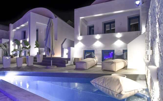 Blue White residence, hotel near Thira Airport in Santorini