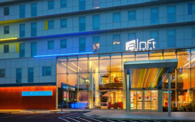 Aloft-New-York-LaGuardia-Airport-Hotel