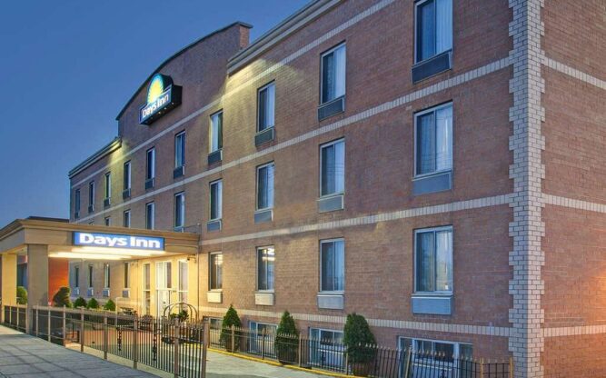 Days Inn By Wyndham Jamaica - JFK Airport hotel