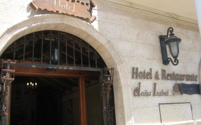 Hotel Dona Isabel sign