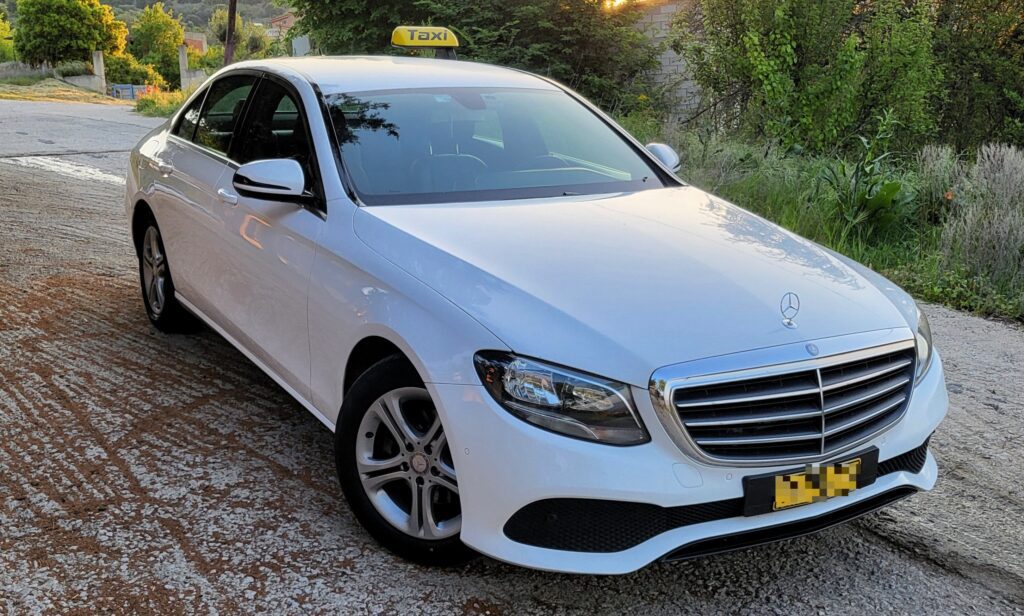 White Kavala airport taxi