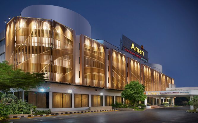 The entrance of Amari Don Mueang Airport Hotel