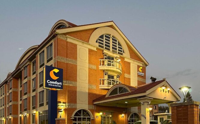 comfort-inn-la-guardia-airport-hotel