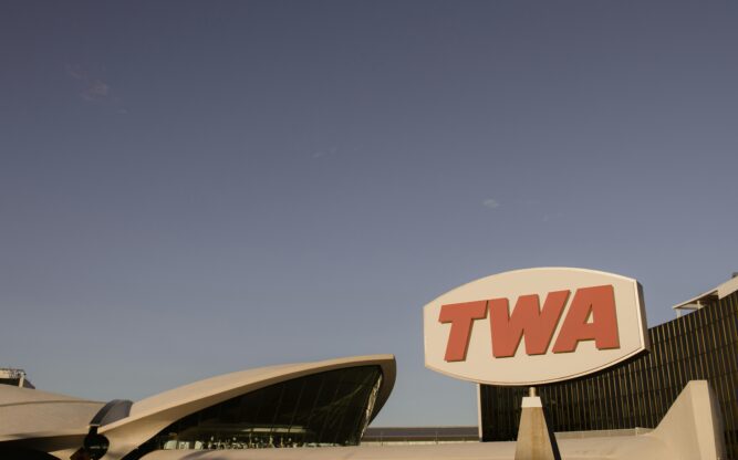 new-york-jfk-twa-airport-hotel
