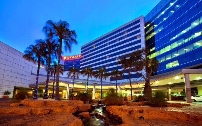 Stamford Plaza Sydney Airport Hotel