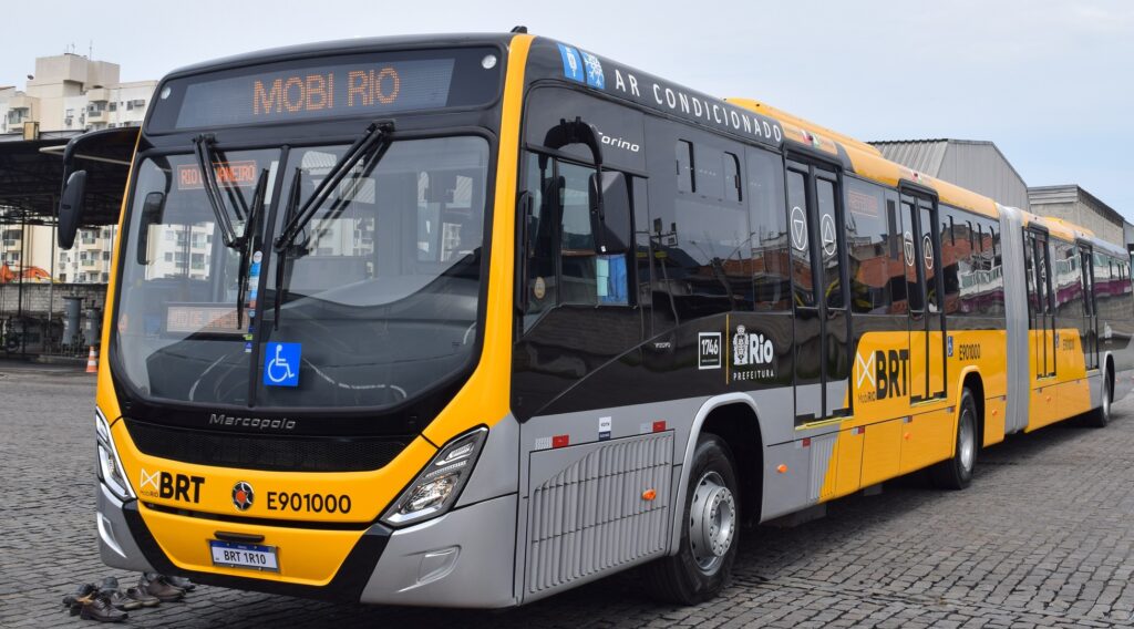 BRT bus from Rio De Janeiro Airport
