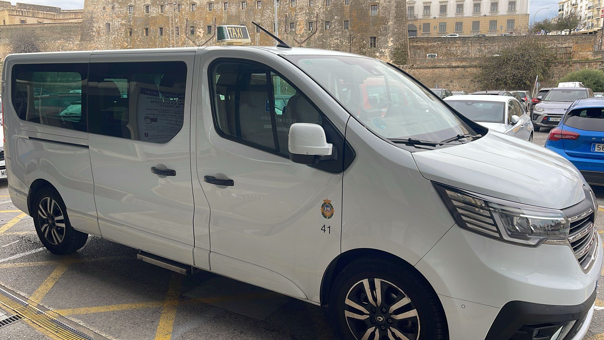 Jerez Airport Taxi (minivan)