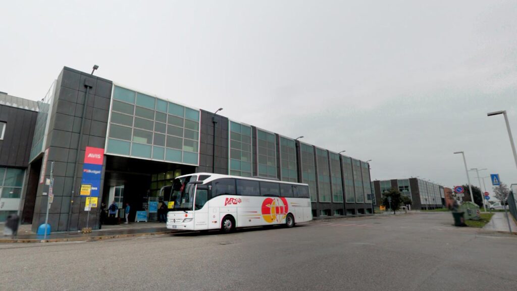 Barzi bus service in Venice