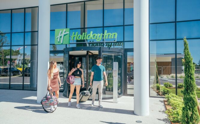 hotels near Bordeaux airport