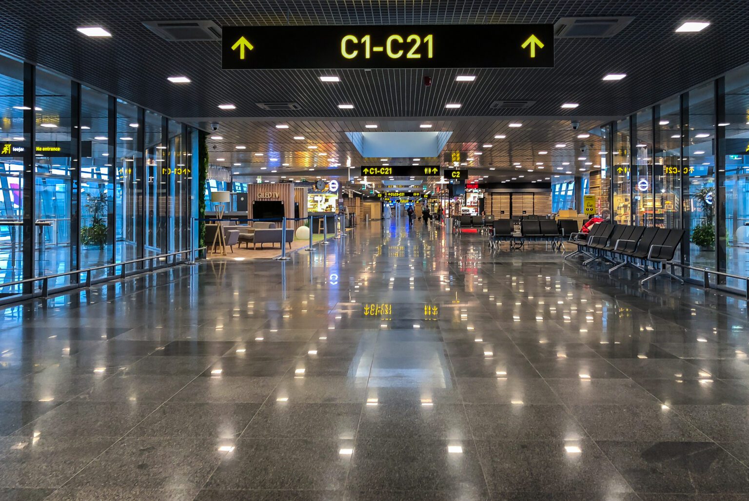Riga Airport: Info on Terminals, Parking, Lounges & Nearby Hotels