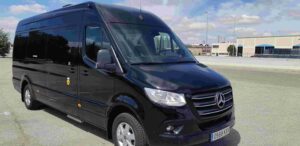 taxi-bca-airport-minibus Fromt view of