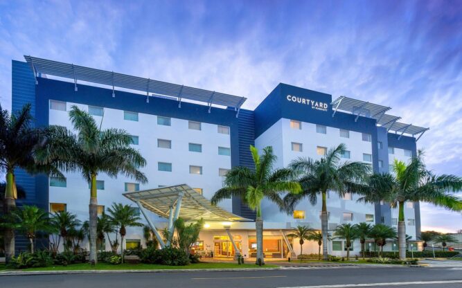 Entrance of Courtyard San Jose Airport Alajuela