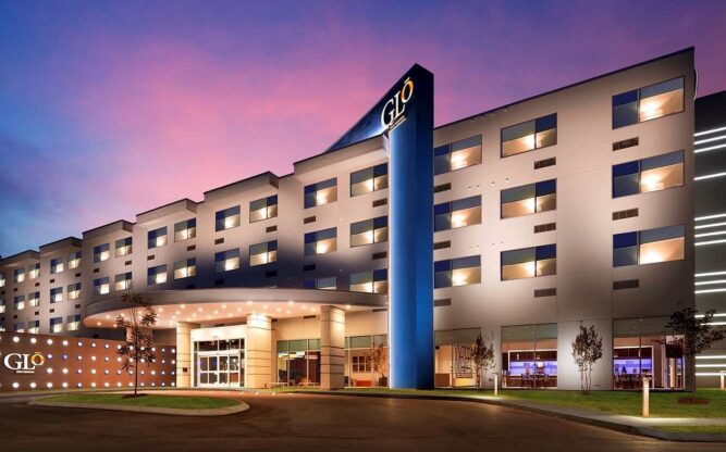 Glō Best Western Nashville Airport Hotel