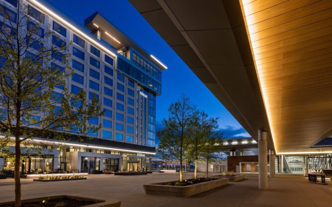 Hilton BNA Hotel at Nashville Airport