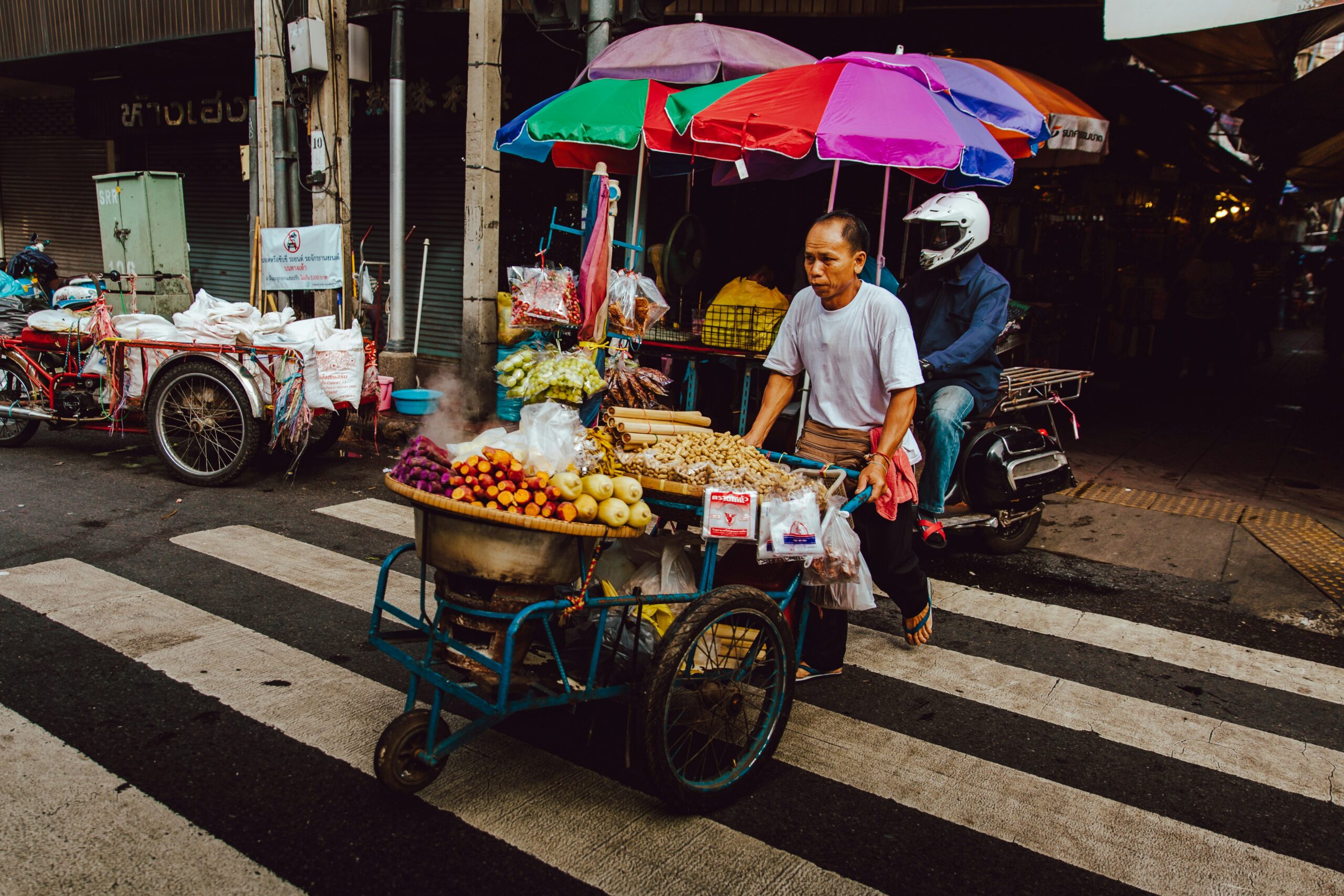 Bangkok Airport transfer for solo travelers
