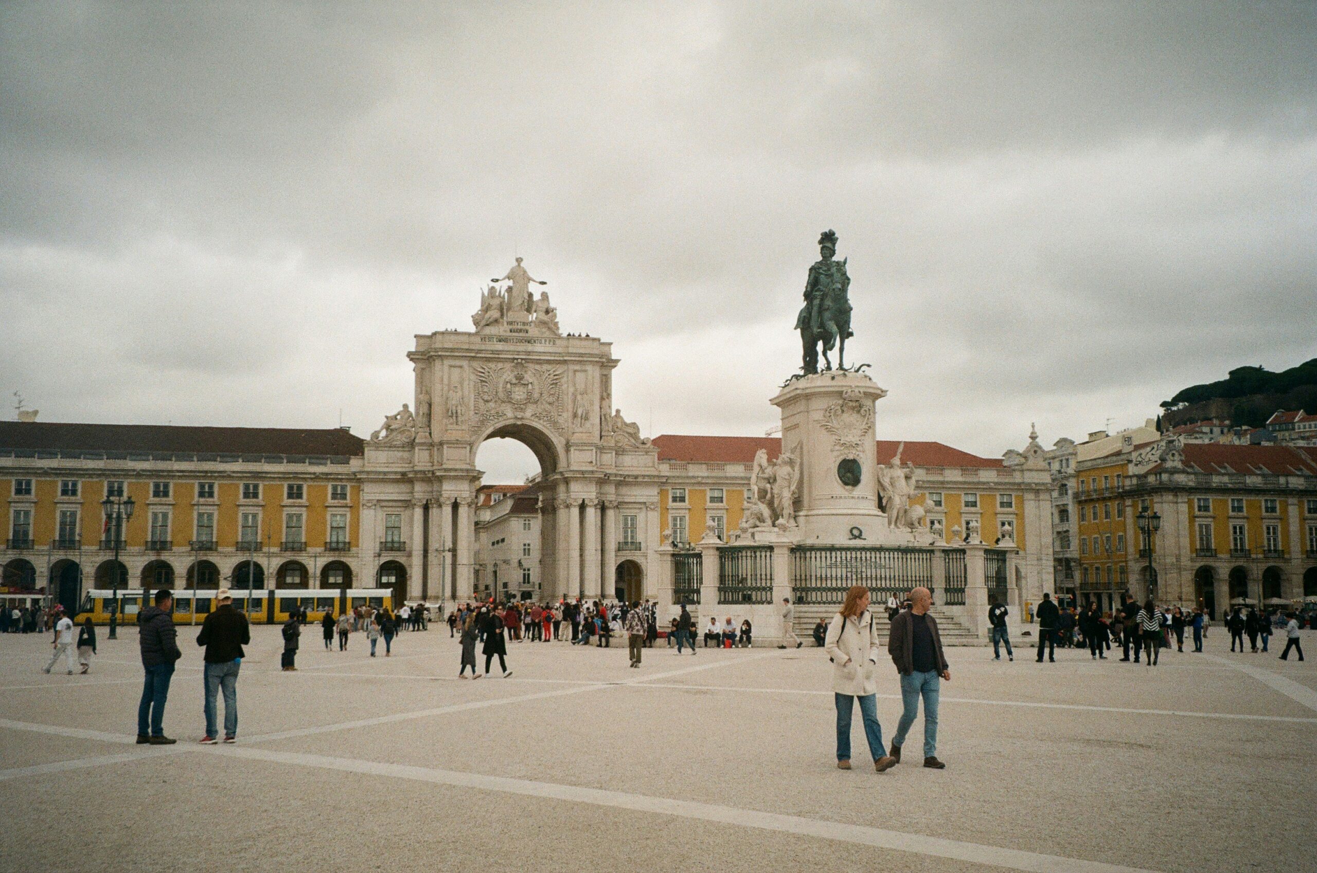 Lisbon Group Airport Transfer