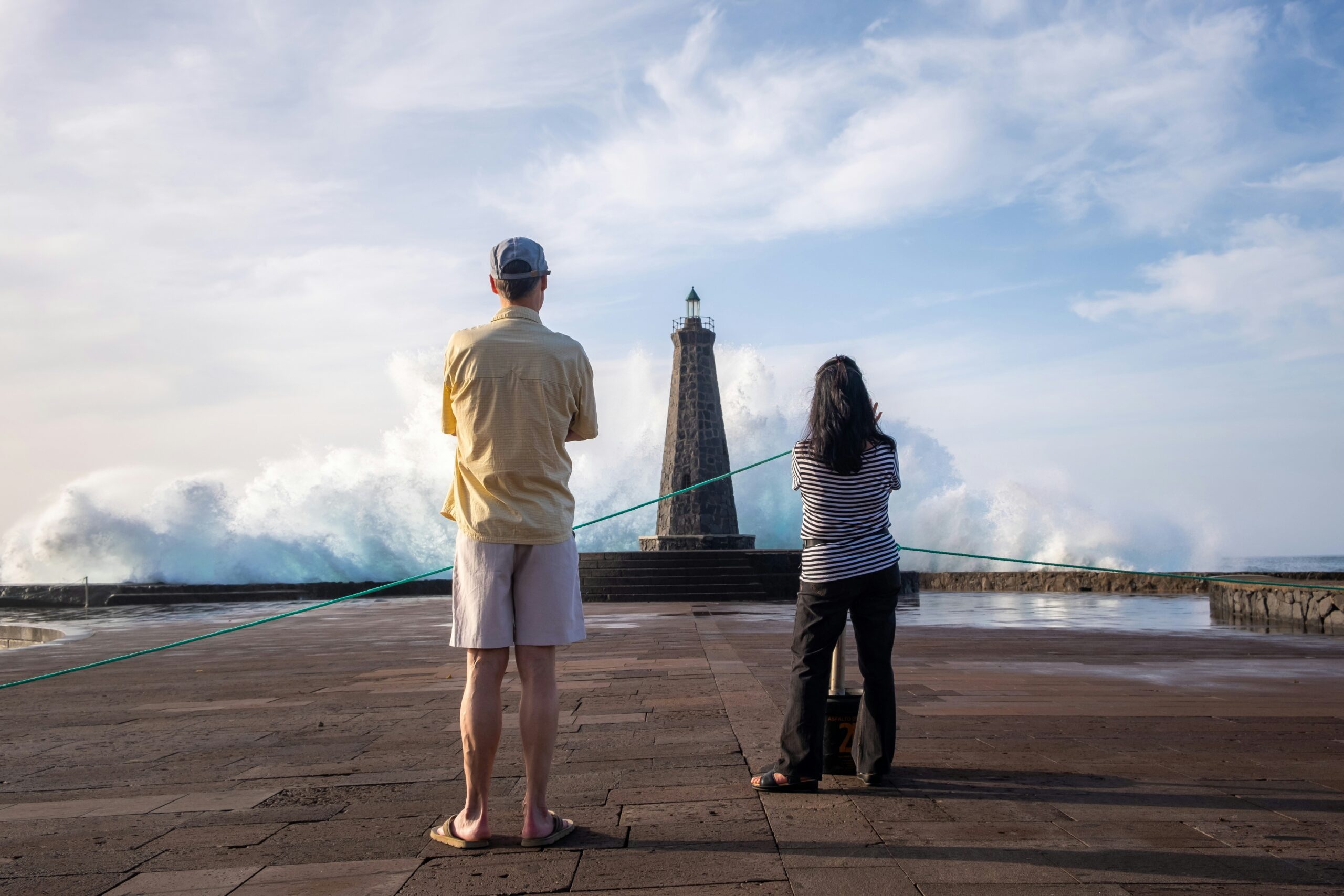 Tenerife Airport transfer for solo travelers