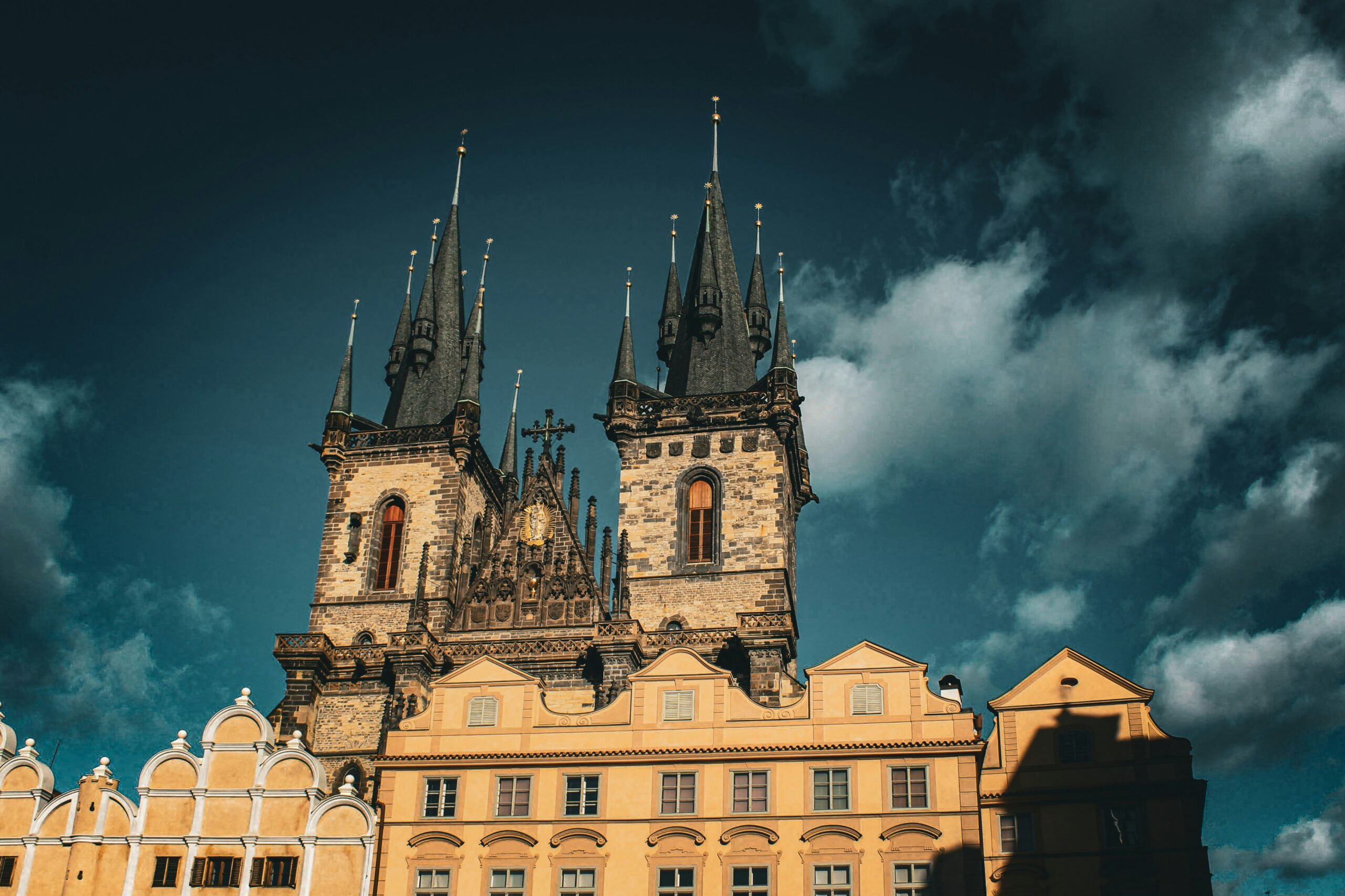 Prague Airport transfer for wedding parties